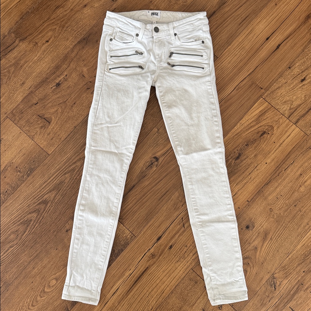 Paige White Skinny Jeans With Zipper Accents
